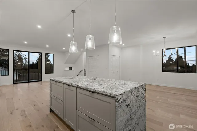 $925,000 | 14804 40th Avenue West, Unit 1, Lynnwood, WA 98087