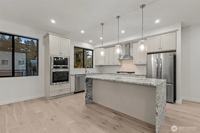 $925,000 | 14804 40th Avenue West, Unit 1, Lynnwood, WA 98087