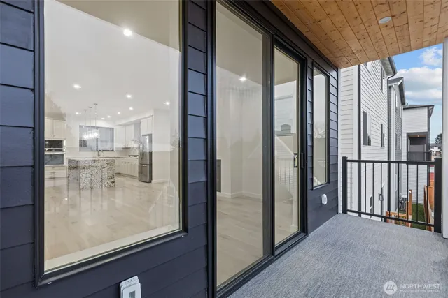 $925,000 | 14804 40th Avenue West, Unit 1, Lynnwood, WA 98087