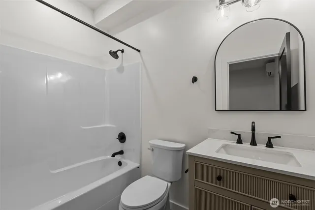 $925,000 | 14804 40th Avenue West, Unit 1, Lynnwood, WA 98087