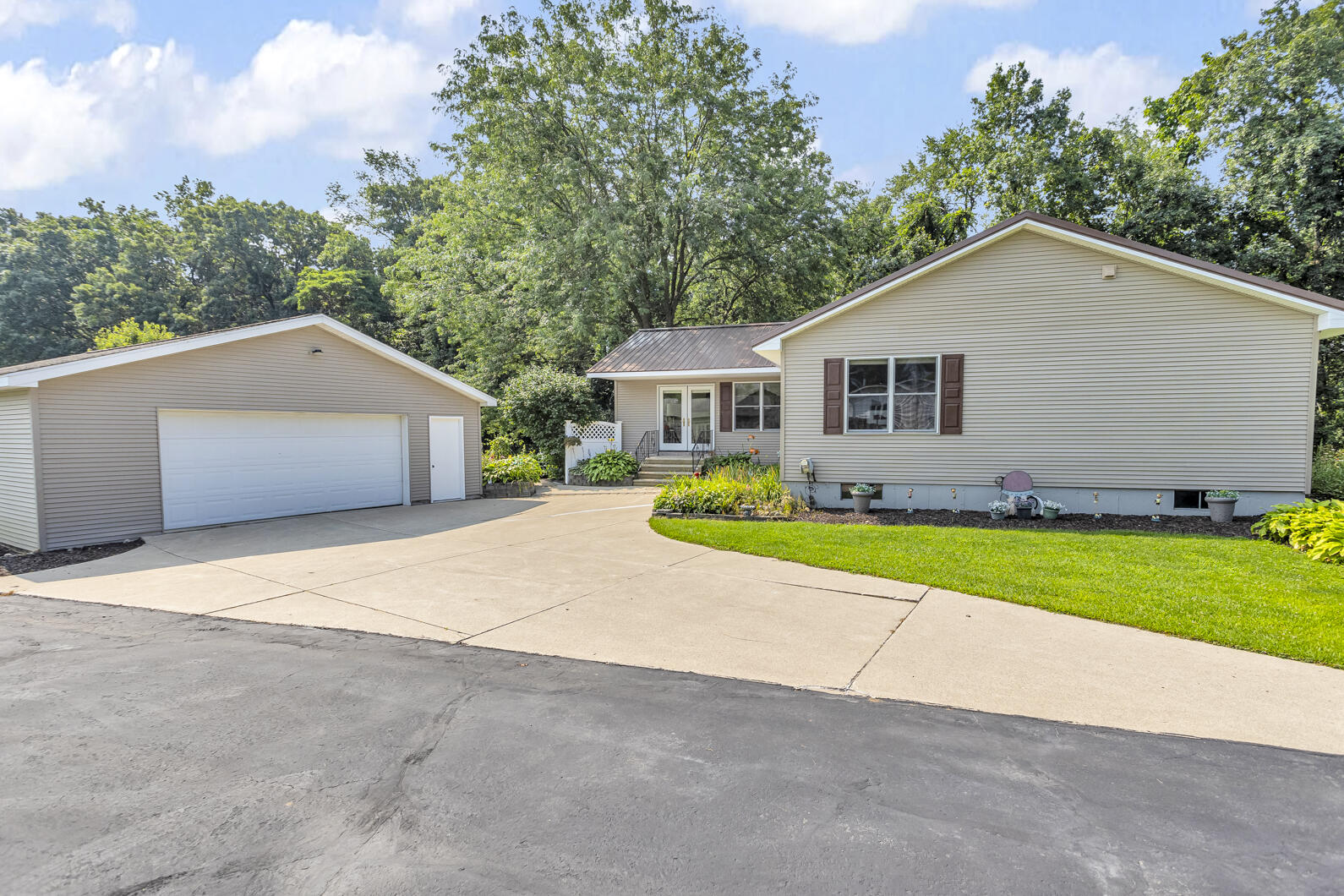 3119 Whipple Road Jackson, MI 49201 - Photo 33 of 55 0N0A2120