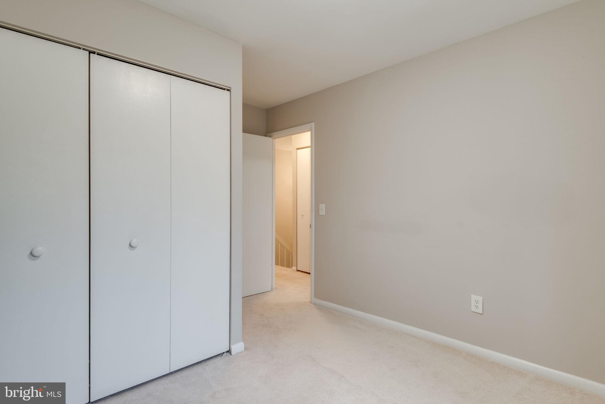 11815 Coopers Court Reston, VA 20191 - Photo 16 of 25 Third Upstairs Bedroom