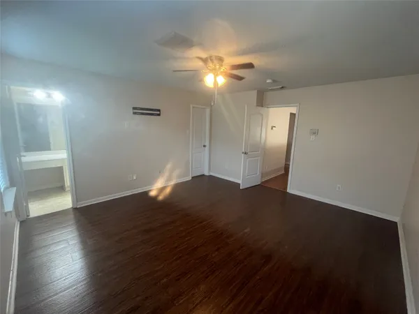 $1,900 | 3006 Founders Court, Missouri City, TX 77459