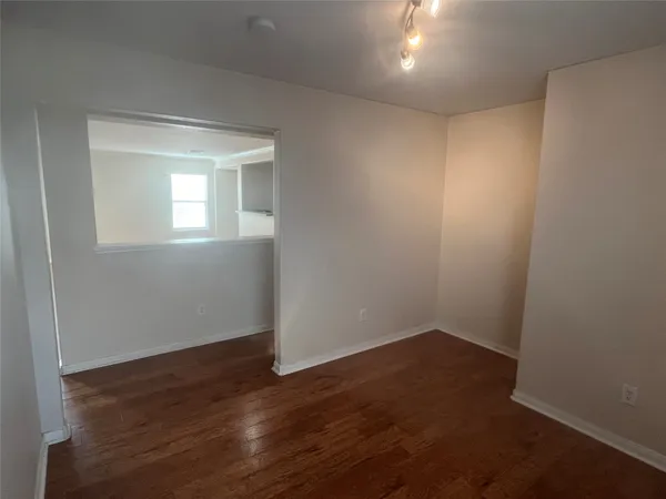 $1,900 | 3006 Founders Court, Missouri City, TX 77459