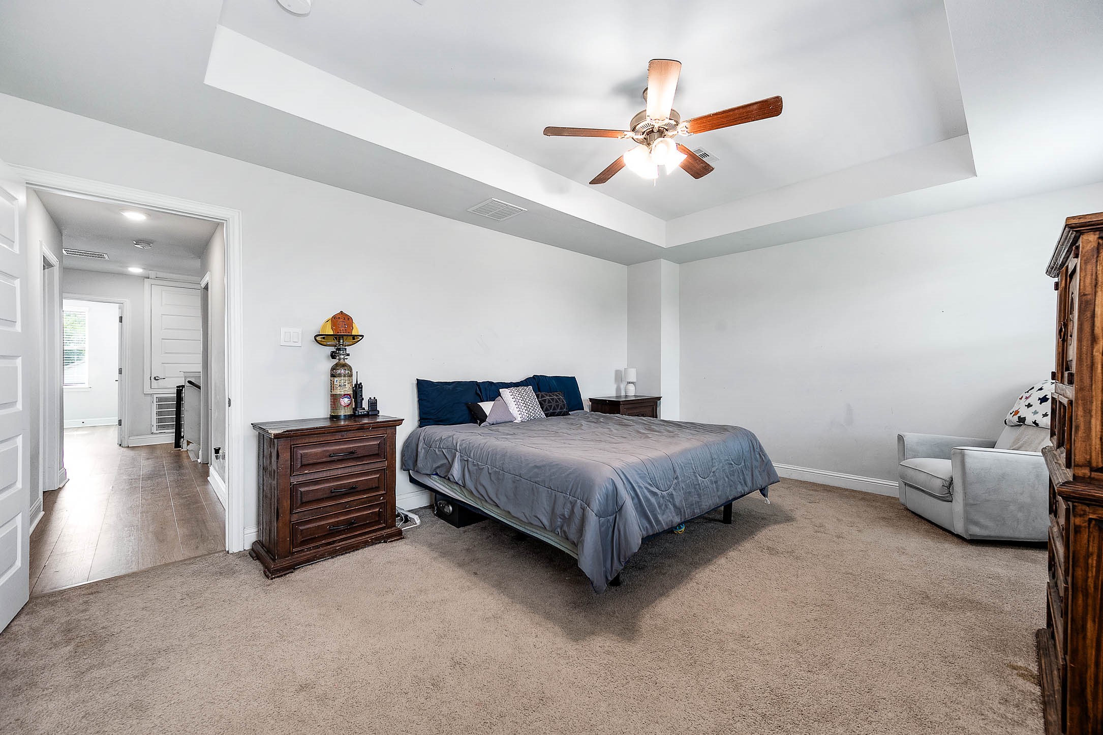 305 Bryan Way Angleton, TX 77515 - Photo 4 of 31 Primary Bedroom