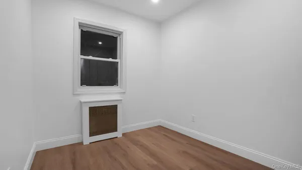 $699,000 | 3031 Edson Avenue | Baychester