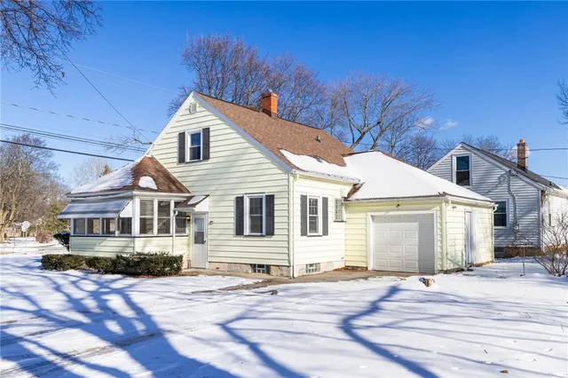 $199,900 | 1975 Titus Avenue, Irondequoit, NY 14622