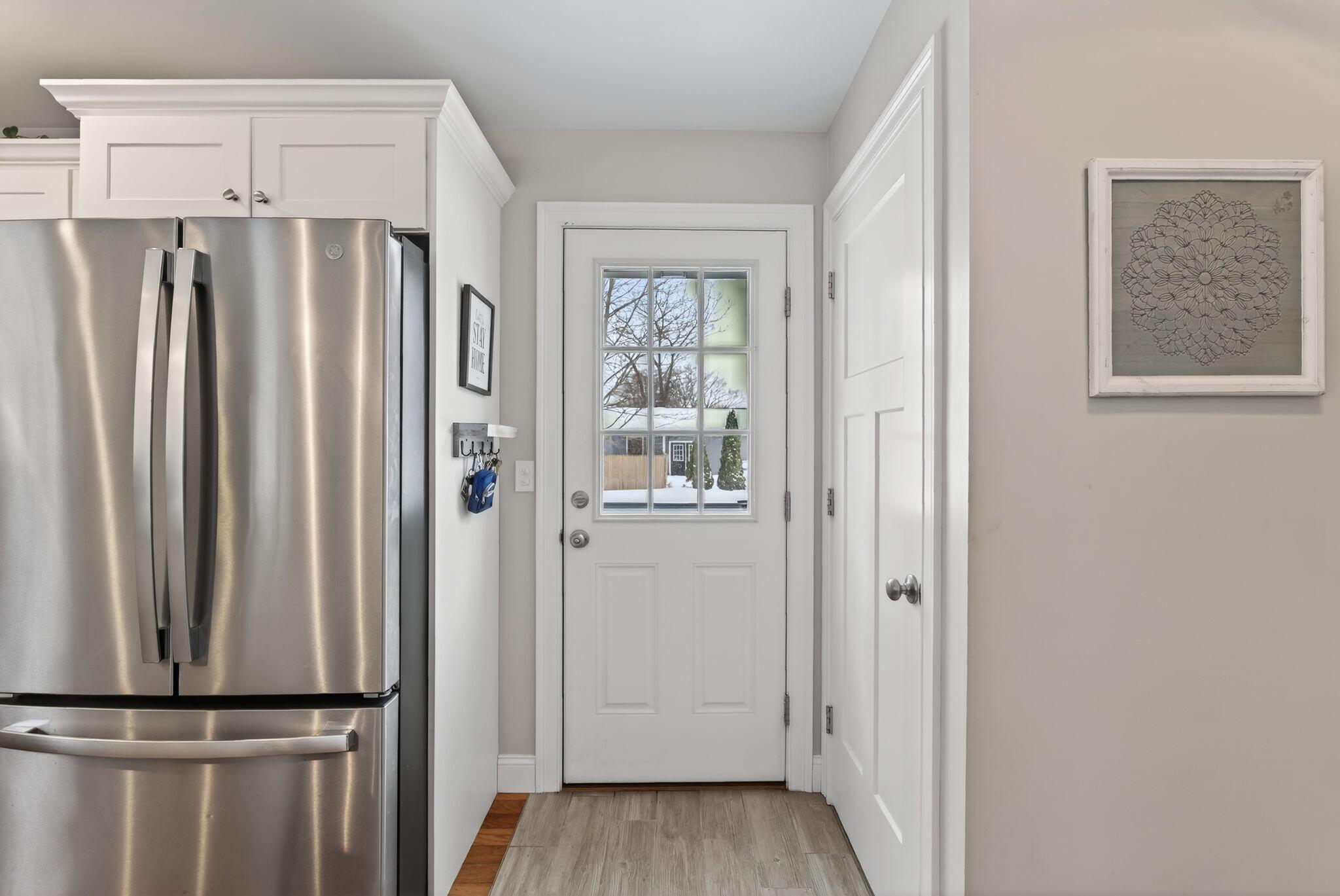 12 Robinson Road Scarborough, ME 04074 - Photo 7 of 39 32_DSC01666