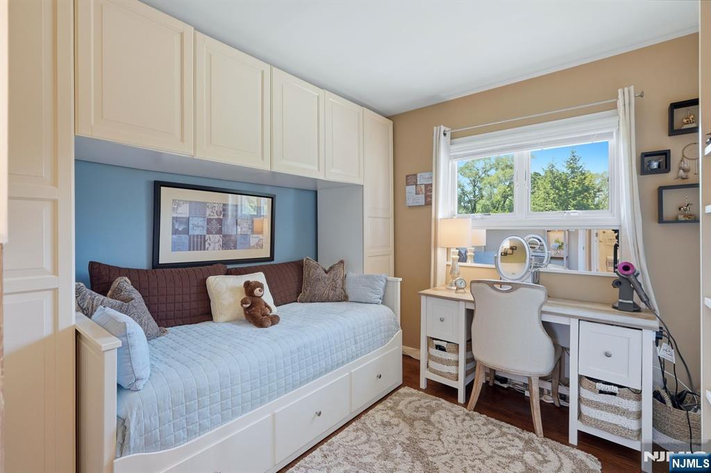 7 Asmus Road Closter, NJ 07624 - Photo 18 of 29 Gallery Image 18
