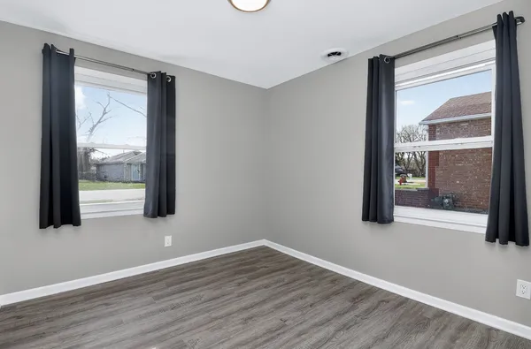 $300,000 | 204 Mound Street, Willow Springs, IL 60480