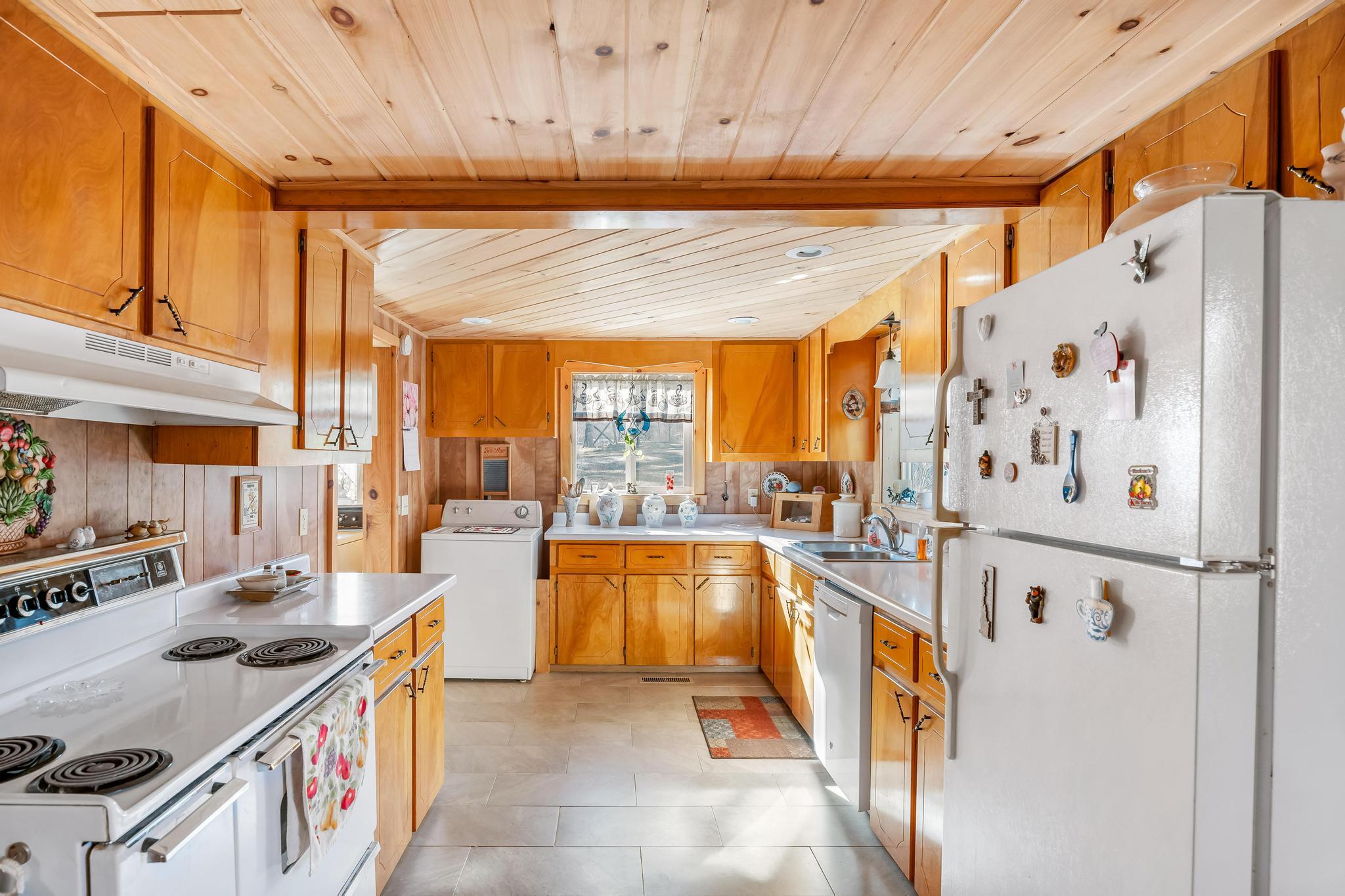 155 Tweed Springs Road Greeneville, TN 37743 - Photo 11 of 48 Kitchen