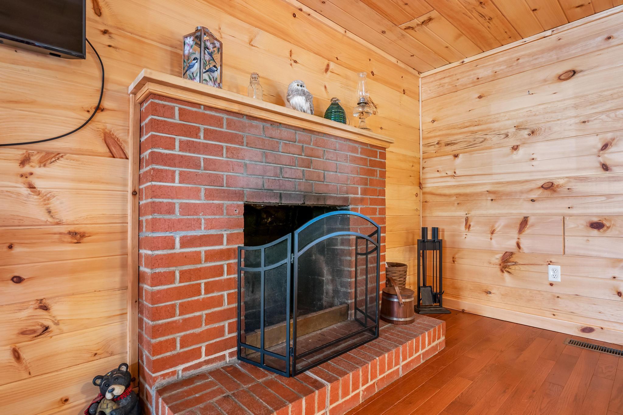 155 Tweed Springs Road Greeneville, TN 37743 - Photo 10 of 48 Fireplace