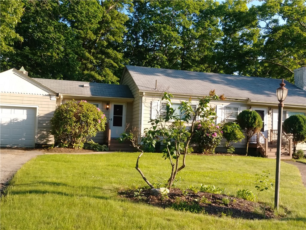 4 Ray Street Coventry, RI 02816 - Photo 3 of 30