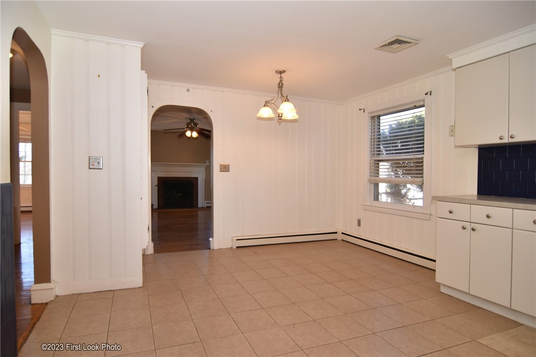 4 Ray Street Coventry, RI 02816 - Photo 5 of 30