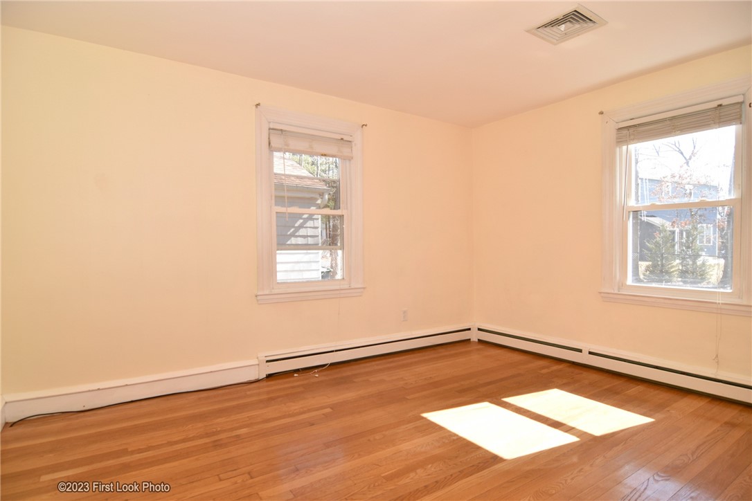 4 Ray Street Coventry, RI 02816 - Photo 10 of 30