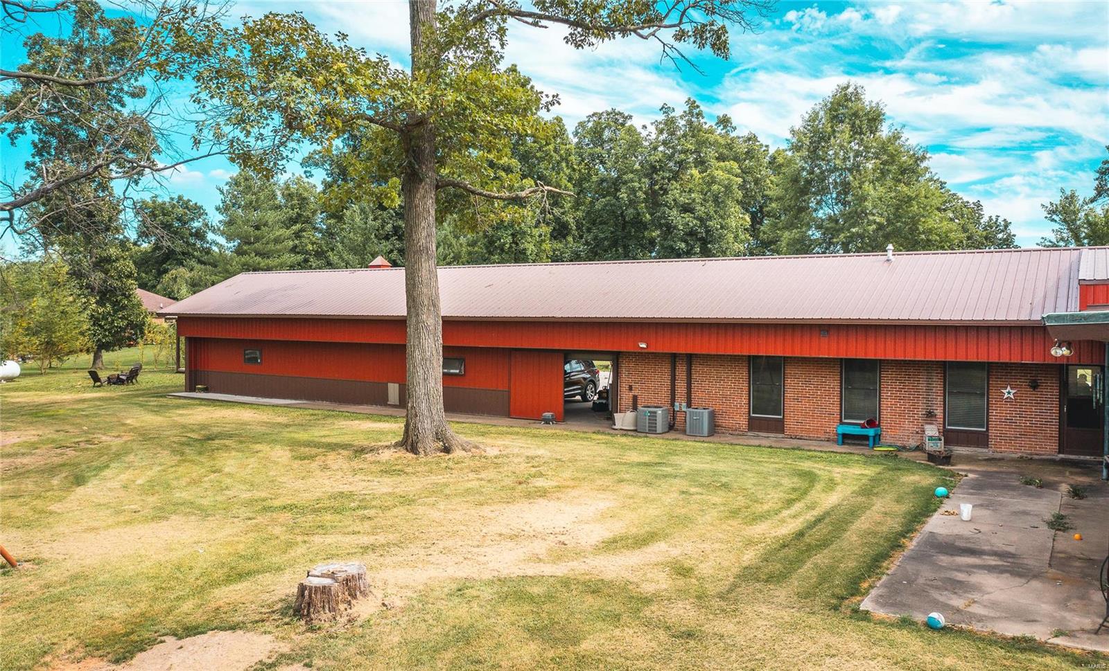 34622 Gun Club Road Brighton, IL 62012 - Photo 11 of 46