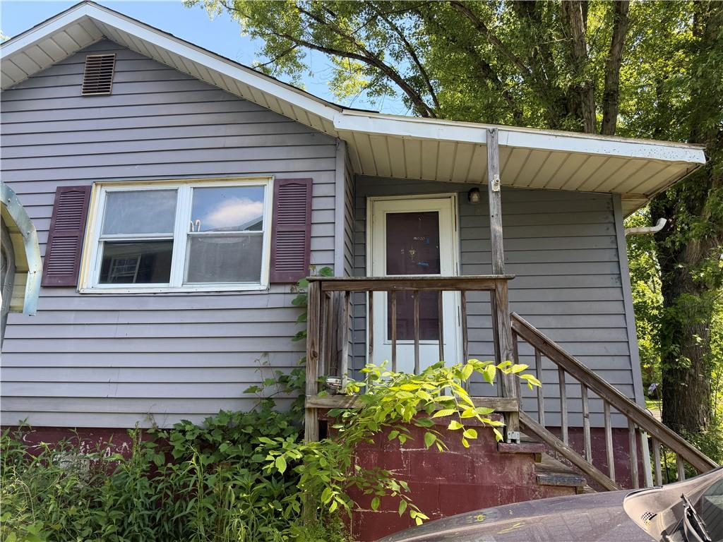 1585 Mercer Road Ellwood City, PA 16117 - Photo 6 of 15