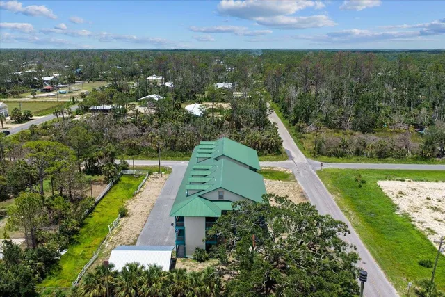 $170,000 | 15 1st Street West, Unit 207, Steinhatchee, FL 32359