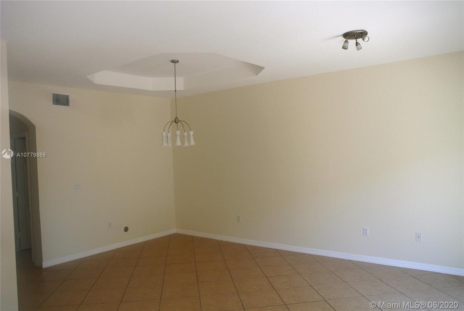 Vizcaya Miramar, FL 33027 - Photo 14 of 24