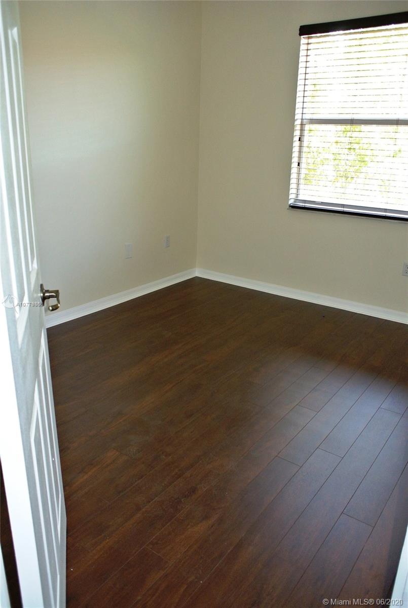 Vizcaya Miramar, FL 33027 - Photo 18 of 24