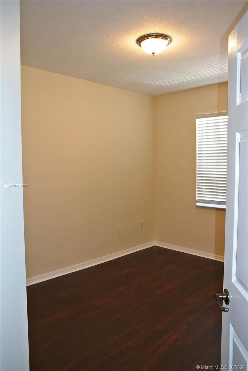 Vizcaya Miramar, FL 33027 - Photo 21 of 24