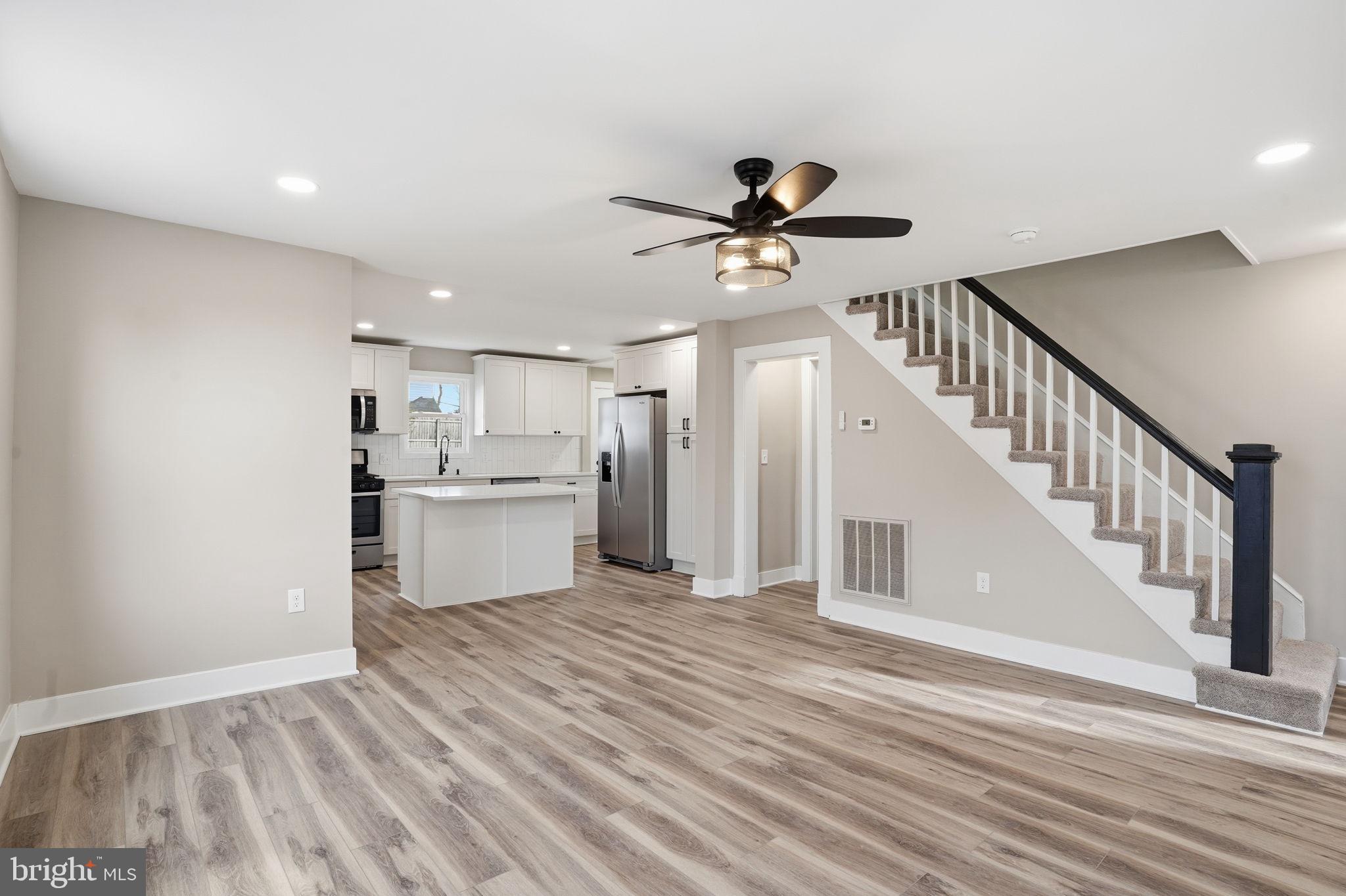 105 Maple Avenue Pasadena, MD 21122 - Photo 5 of 24