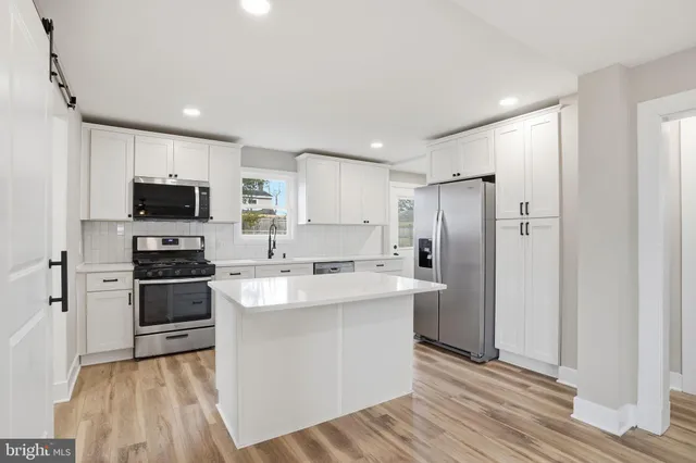 $550,000 | 105 Maple Avenue, Pasadena, MD 21122