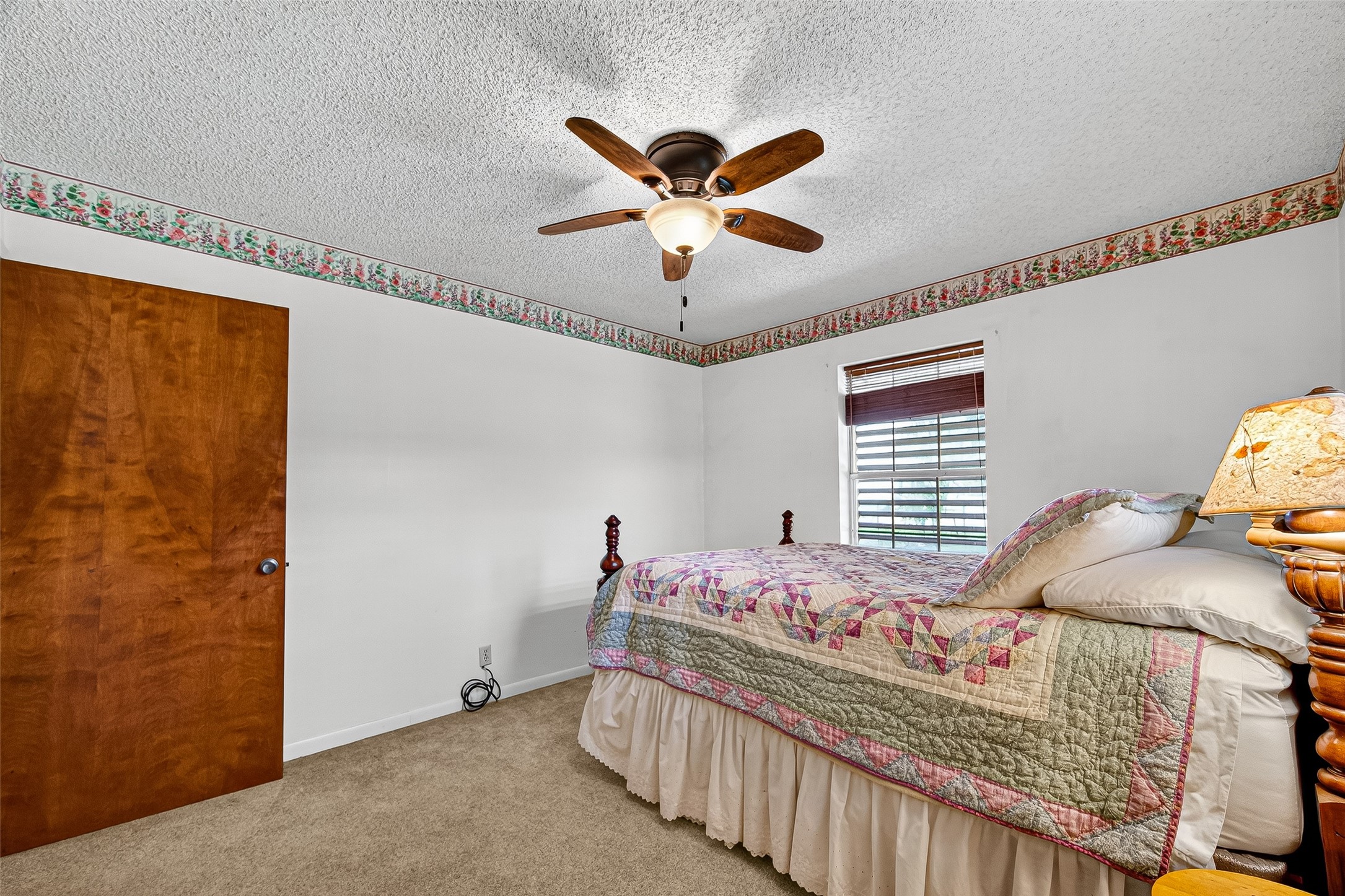 12021 7th 1/2 Street Santa Fe, TX 77510 - Photo 44 of 49 Third Bedroom side view