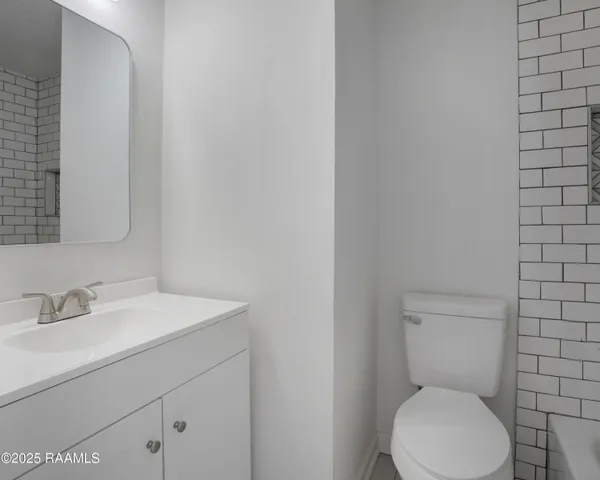 $1,325 | 109 Courtney Drive, Duson, LA 70529