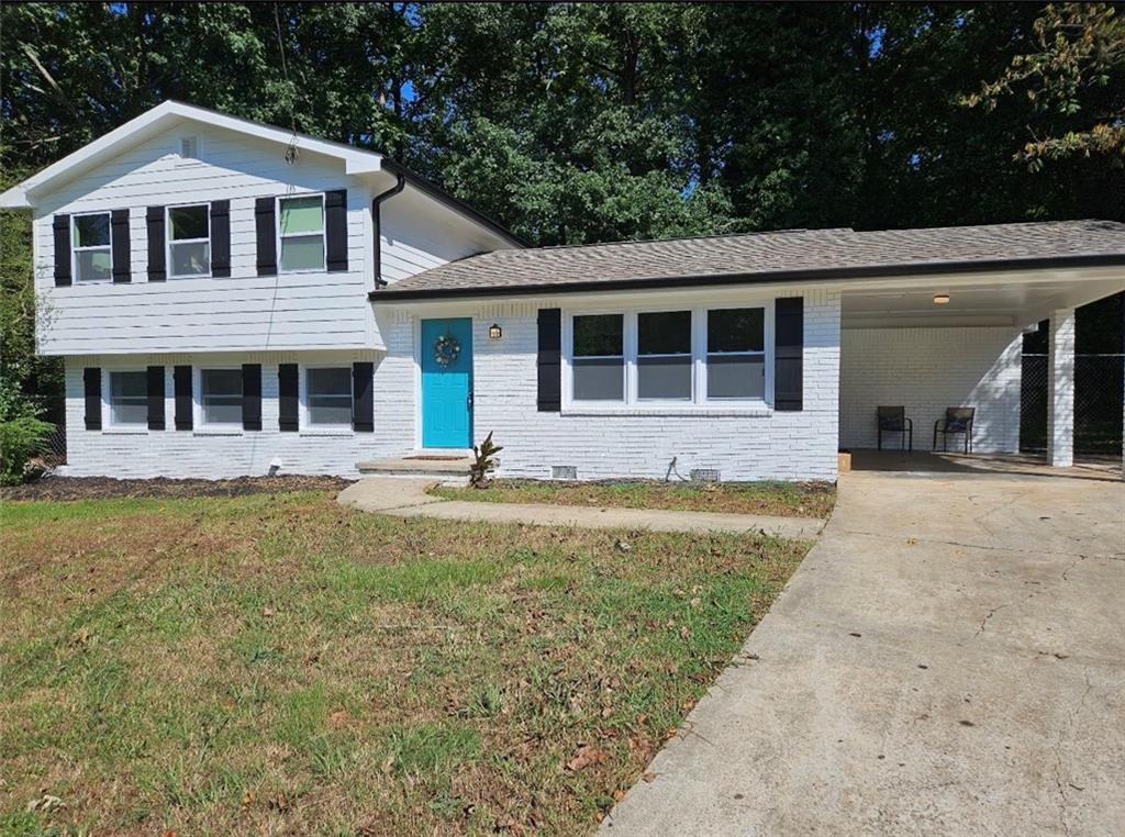 2968 McGlynn Court Decatur, GA 30034 - Photo 33 of 34 a front view of a house with a yard