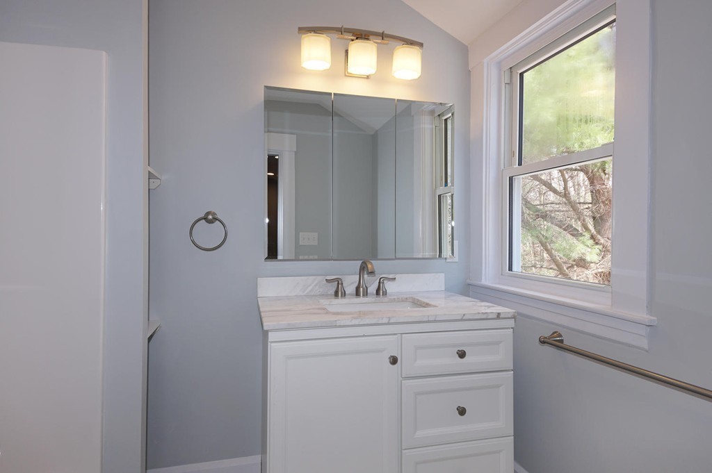 25 Pine Hill Road Ashland, MA 01721 - Photo 18 of 29 Gallery Image 18