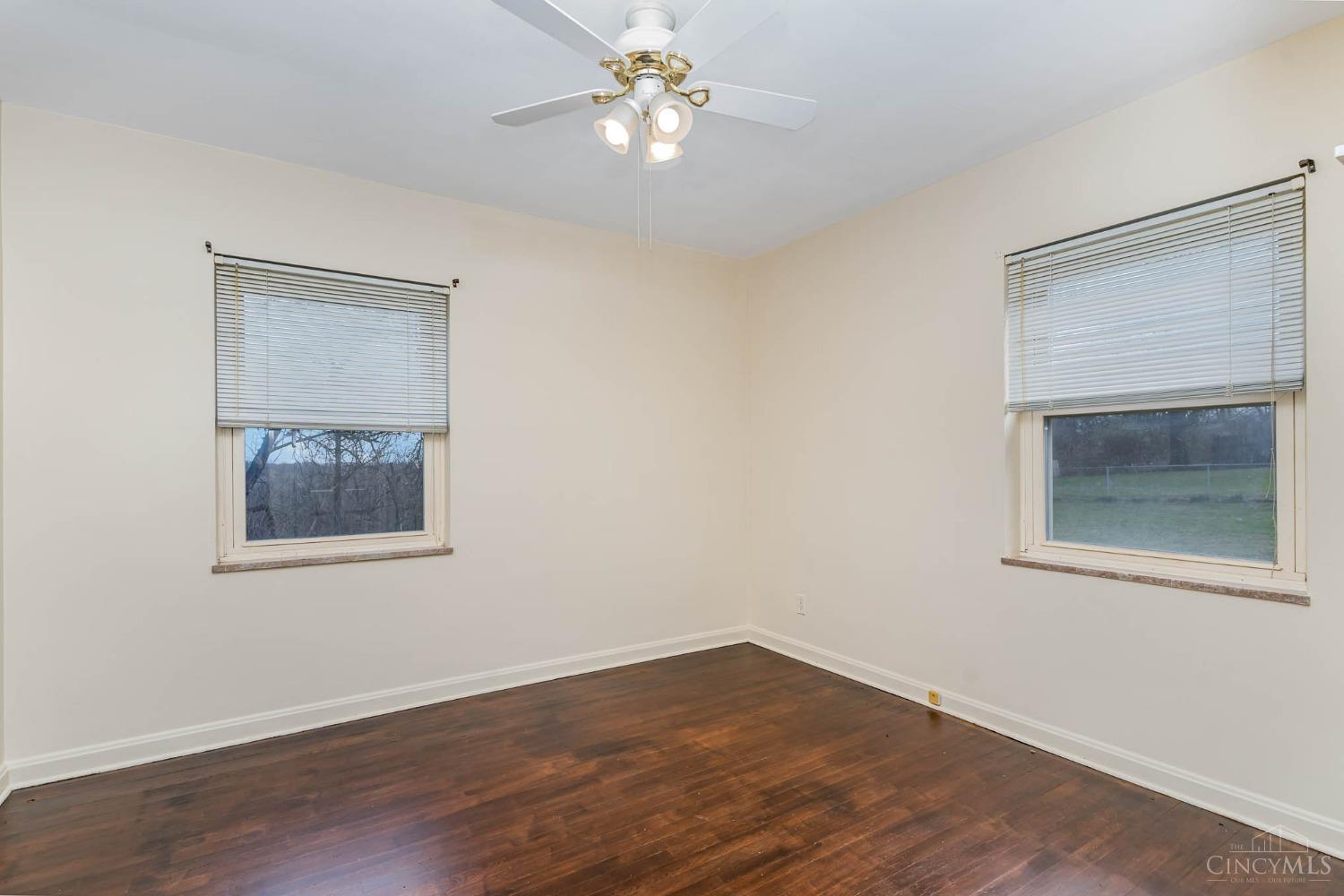 4364 North Bend Road Cincinnati, OH 45211 - Photo 13 of 22 Gallery Image 13