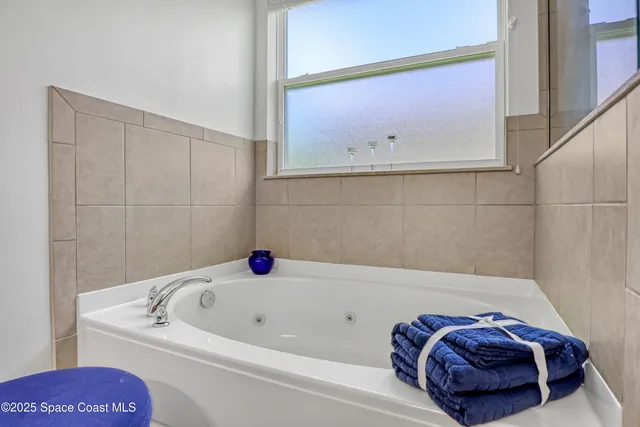 $448,900 | 1121 Morgan Circle Northeast, Palm Bay, FL 32905