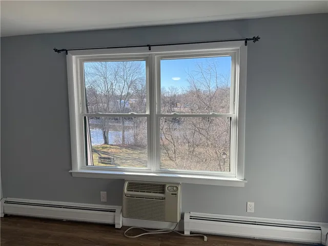 $1,800 | 510 Child Street, Unit 311A, Warren, RI 02885