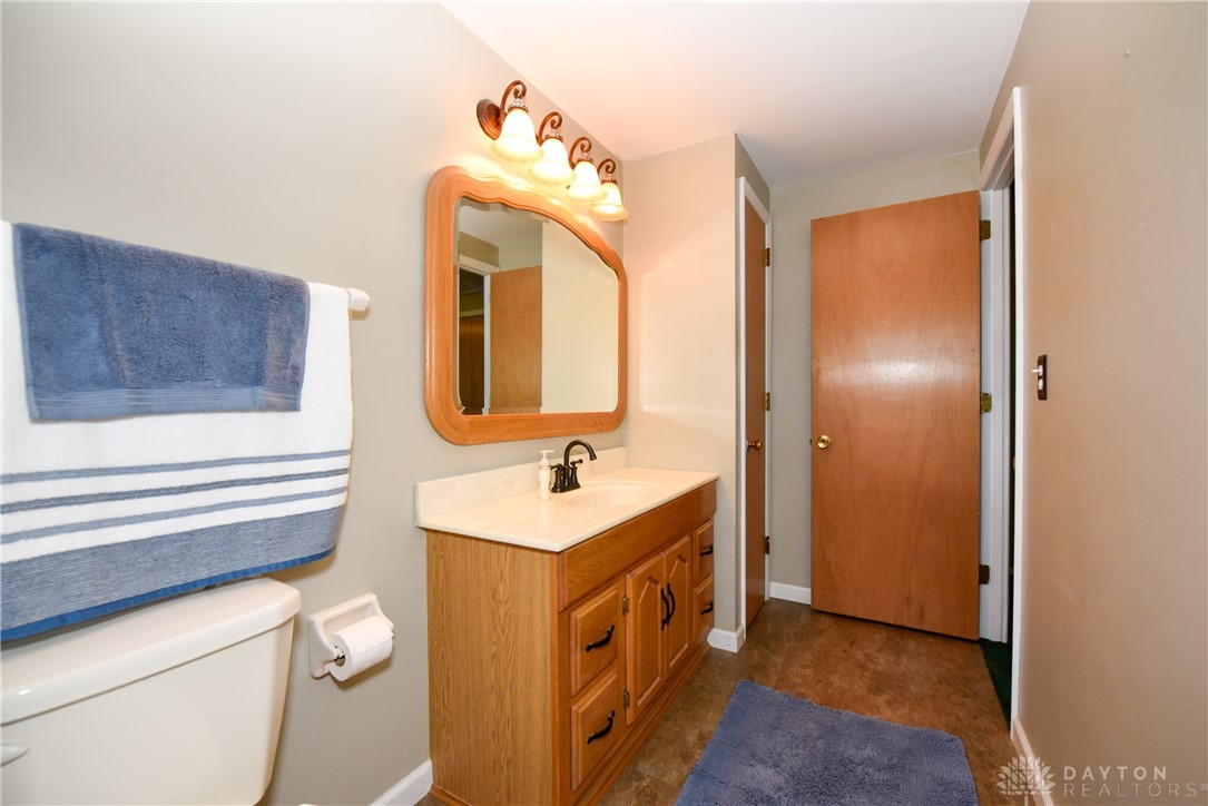 6807 Alter Road Huber Heights, OH 45424 - Photo 47 of 83