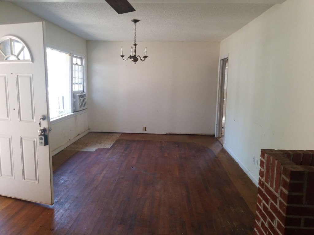 2127 Avalon Road Columbus, GA 31907 - Photo 4 of 30