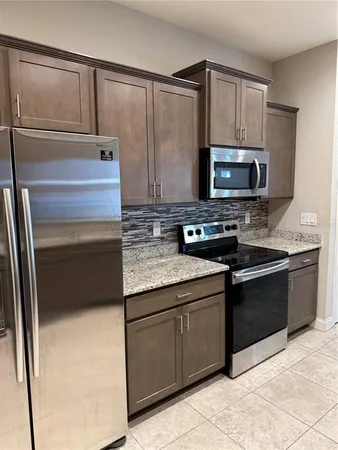 $3,195 | 5810 Christiansen Court, Lakeland, FL 33812