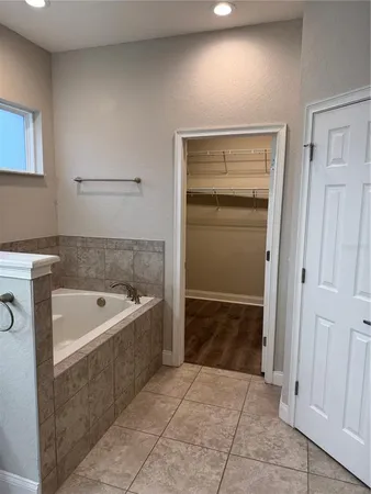 $3,195 | 5810 Christiansen Court, Lakeland, FL 33812