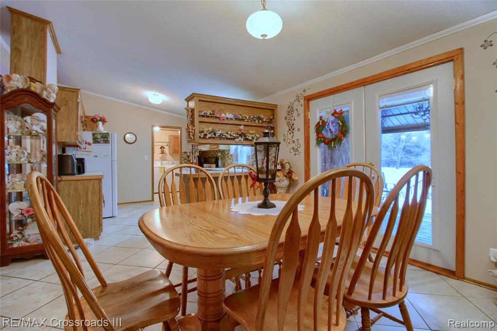 48620 Wear Road Belleville, MI 48111 - Photo 5 of 24