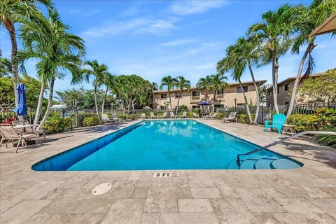 $249,900 | 2965 Northeast 8th Terrace, Unit 101, Oakland Park, FL 33334