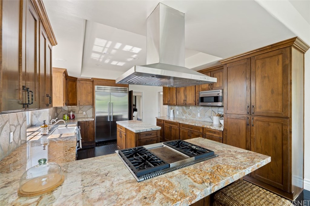 23471 Park Colombo Calabasas, CA 91302 - Photo 13 of 54