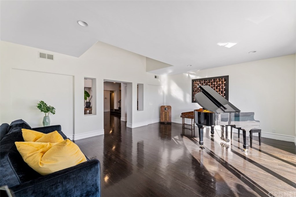 23471 Park Colombo Calabasas, CA 91302 - Photo 21 of 54