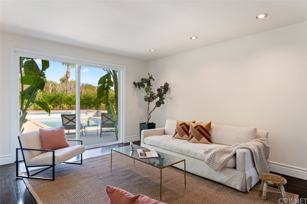 23471 Park Colombo Calabasas, CA 91302 - Photo 25 of 54