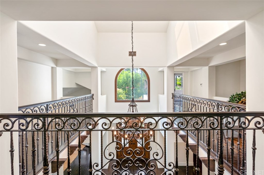 23471 Park Colombo Calabasas, CA 91302 - Photo 27 of 54