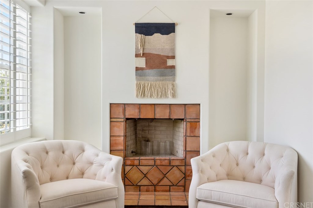 23471 Park Colombo Calabasas, CA 91302 - Photo 30 of 54