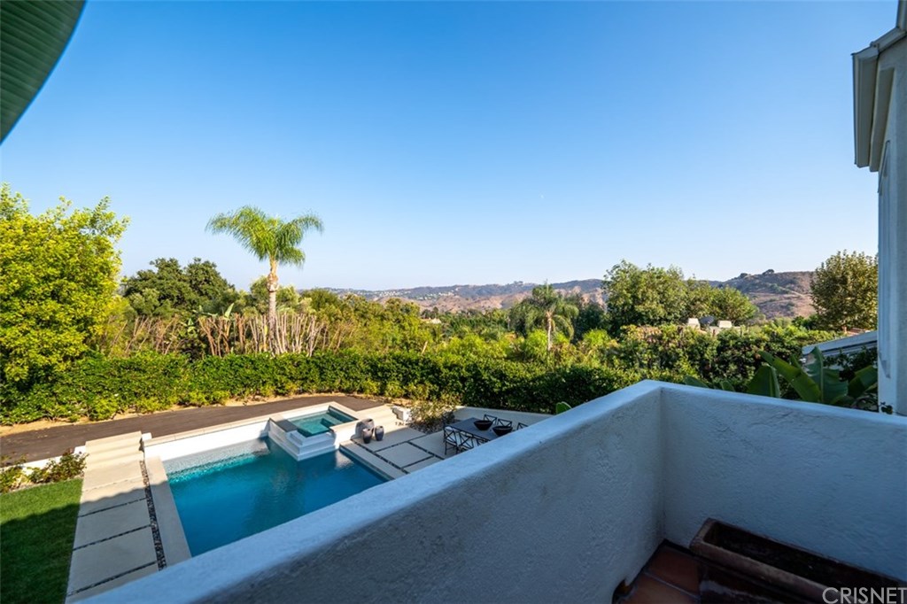 23471 Park Colombo Calabasas, CA 91302 - Photo 34 of 54