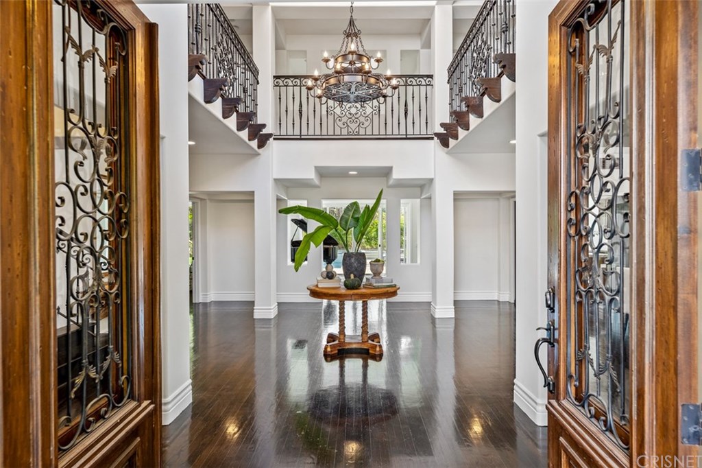 23471 Park Colombo Calabasas, CA 91302 - Photo 6 of 54