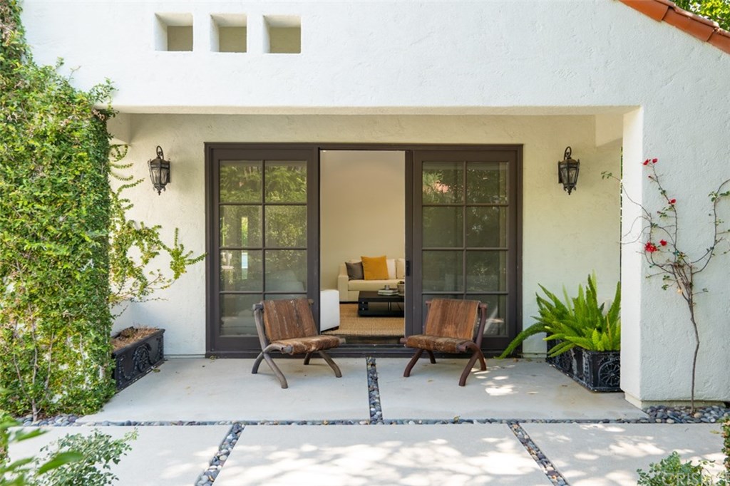 23471 Park Colombo Calabasas, CA 91302 - Photo 53 of 54