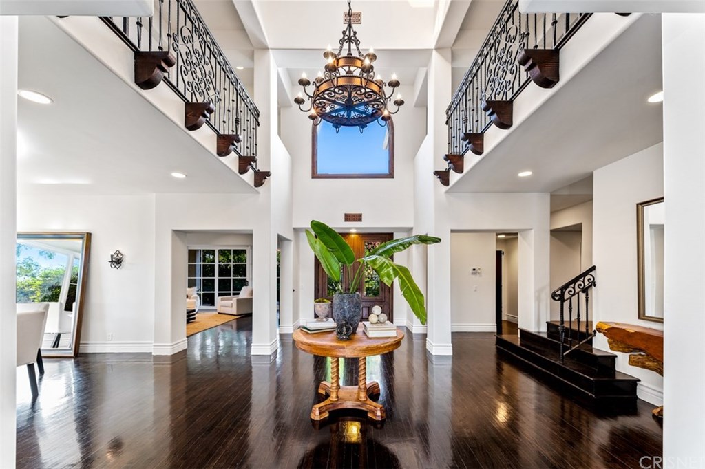 23471 Park Colombo Calabasas, CA 91302 - Photo 7 of 54