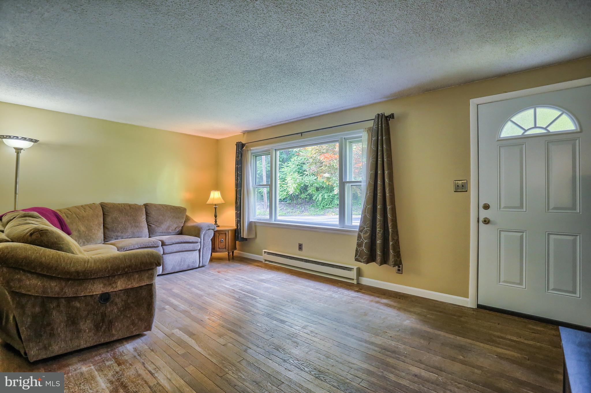 398 Big Spring Road New Cumberland, PA 17070 - Photo 8 of 46 Gallery Image 8